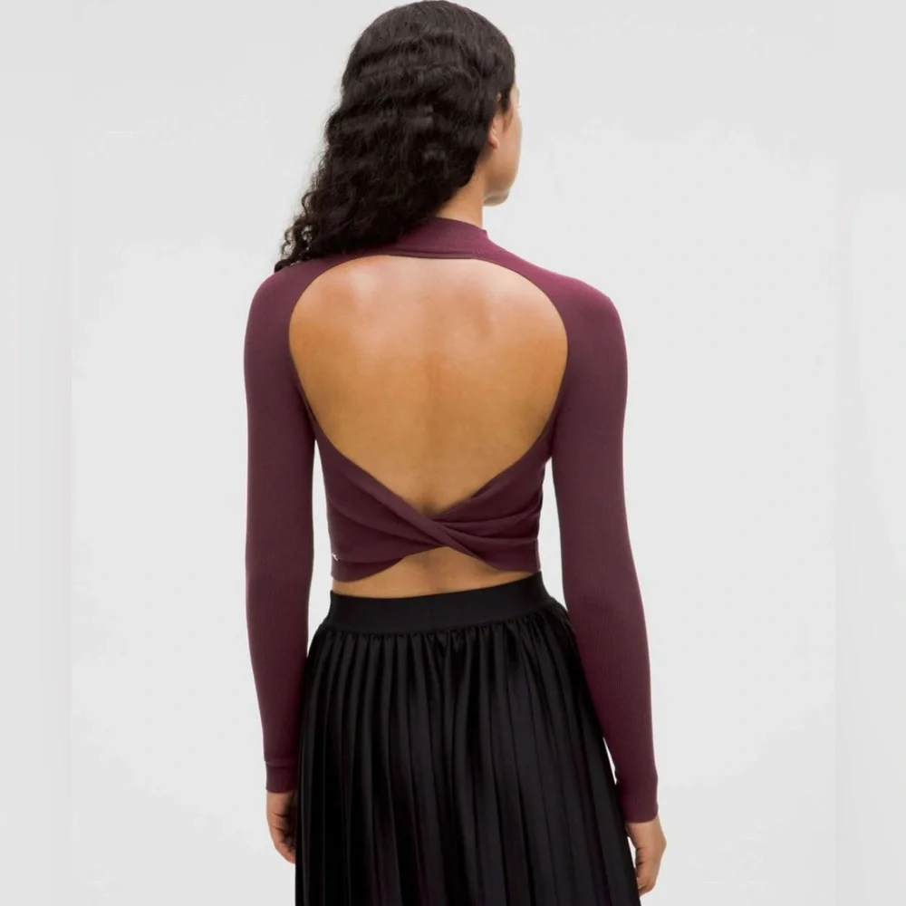 Lululemon Ribbed-Knit Twist-Back Mockneck Sweater NWT in Garnet Red - Picture 1 of 8